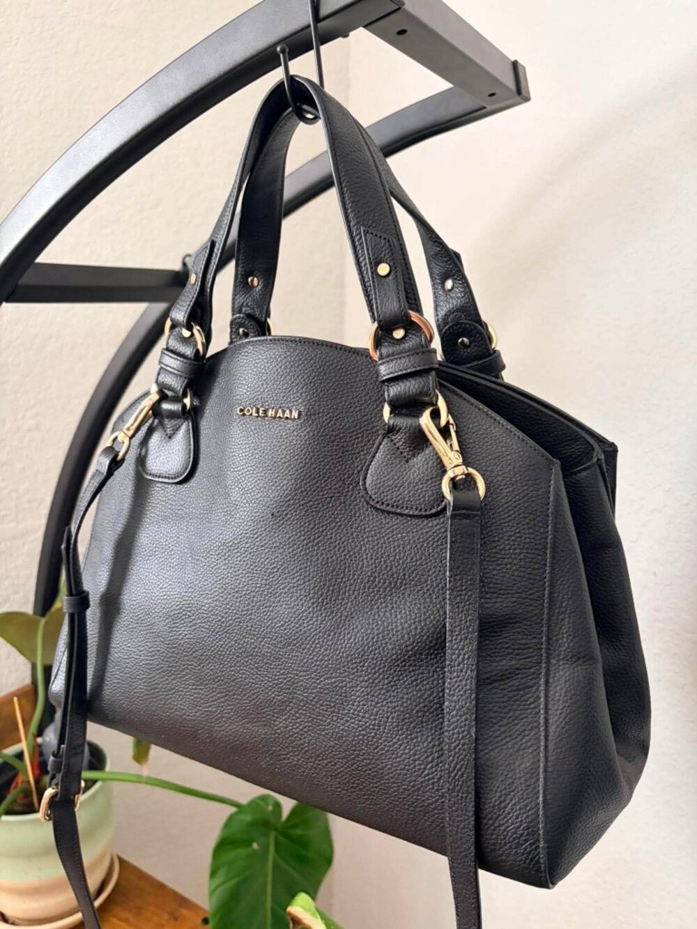 Cole Haan Black Pebbled Leather Grand Ambition Satchel Crossbody Tote Gold Hardw - Picture 3 of 7
